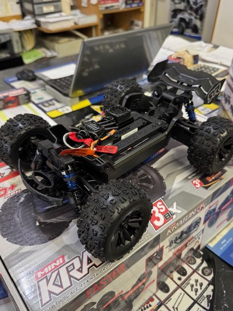 1/16 ARRMA MINI KRATON 3S (Battery & Charger Included) (TEAL) BRAND NEW! - Image 2