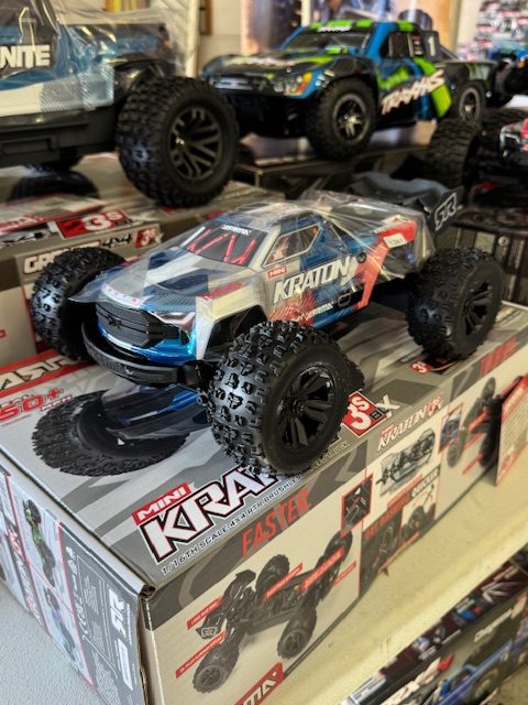 1/16 ARRMA MINI KRATON 3S (Battery & Charger Included) (BLUE) BRAND NEW!