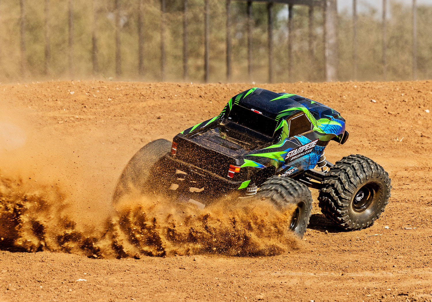 1/10th TRAXXAS Stampede 2WD Brushless VX3 MONSTER TRUCK - BRAND NEW -ORANGE! - Image 8